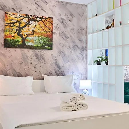 Apartament Color 126 - & Pools Access