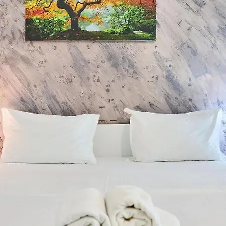 Color 126 - & Pools Access Apartment Mamaia