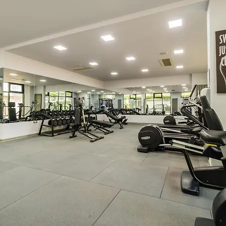 Apartament Color 126 - & Pools Access *