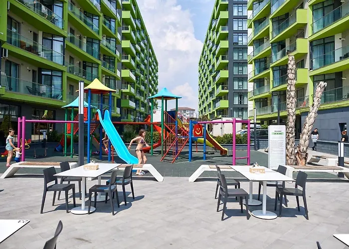 Color 126 - & Pools Access Appartement *